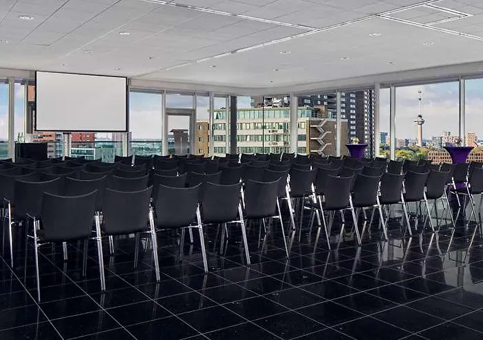 Hotel Doubletree By Hilton Centre *