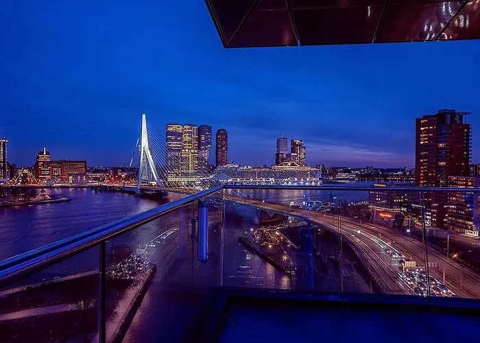 Doubletree By Hilton Centre *