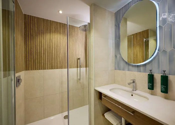 Doubletree By Hilton Centre *