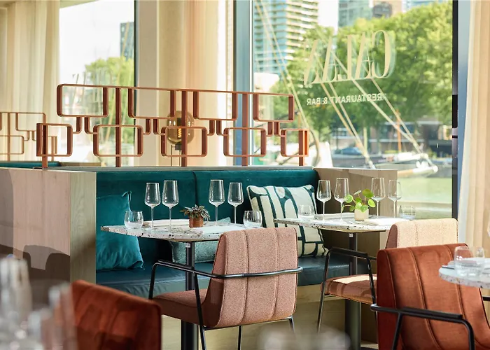 Doubletree By Hilton Centre *