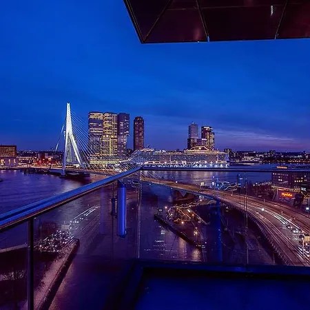 Doubletree By Hilton Centre *