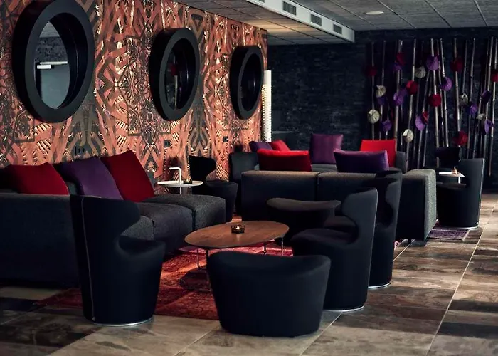 Отель Doubletree By Hilton Centre