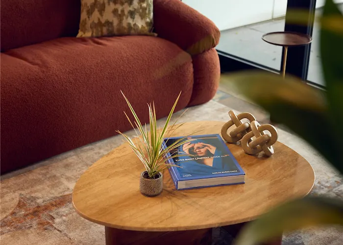 Doubletree By Hilton Centre *