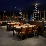 Doubletree By Hilton Centre 호텔