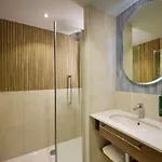 Doubletree By Hilton Centre *