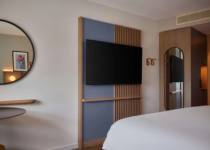 Doubletree By Hilton Centre Rotterdam